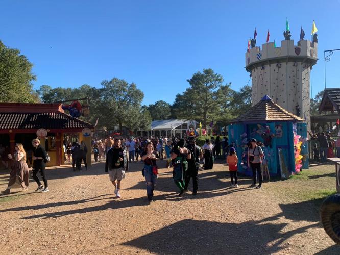A day at the Texas Renaissance Festival | Traveling Soldier ...