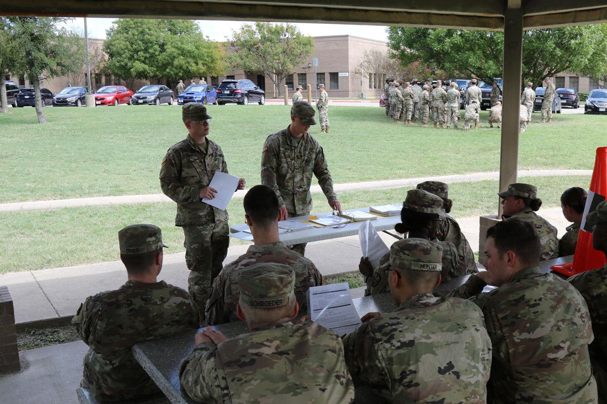 504th MI Bde holds safetystand down day News