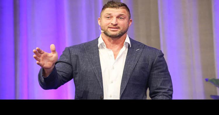 Tim Tebow Urges RFDC Attendees to Pursue Significance Not Just Success | Franchise News