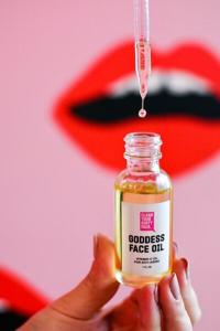 Facial Bar Franchise Focuses on Skincare Education