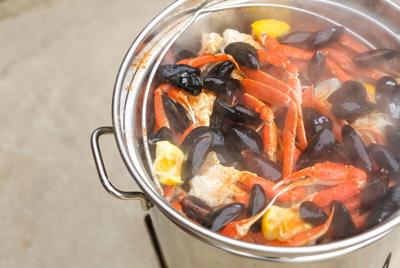 Unique Model Helps Outer Banks Boil Company Buck Ugly Trends Franchise News Franchisetimes Com