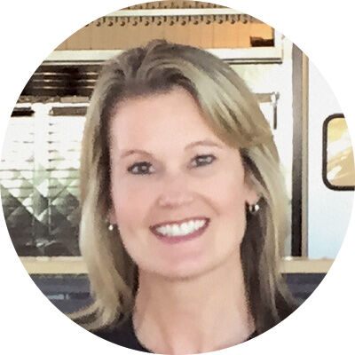 Eating and innovating with her eyes