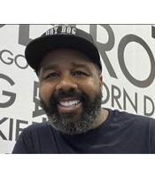 Pandemic Doesn’t Slow Down Original Hot Dog Factory Franchisee