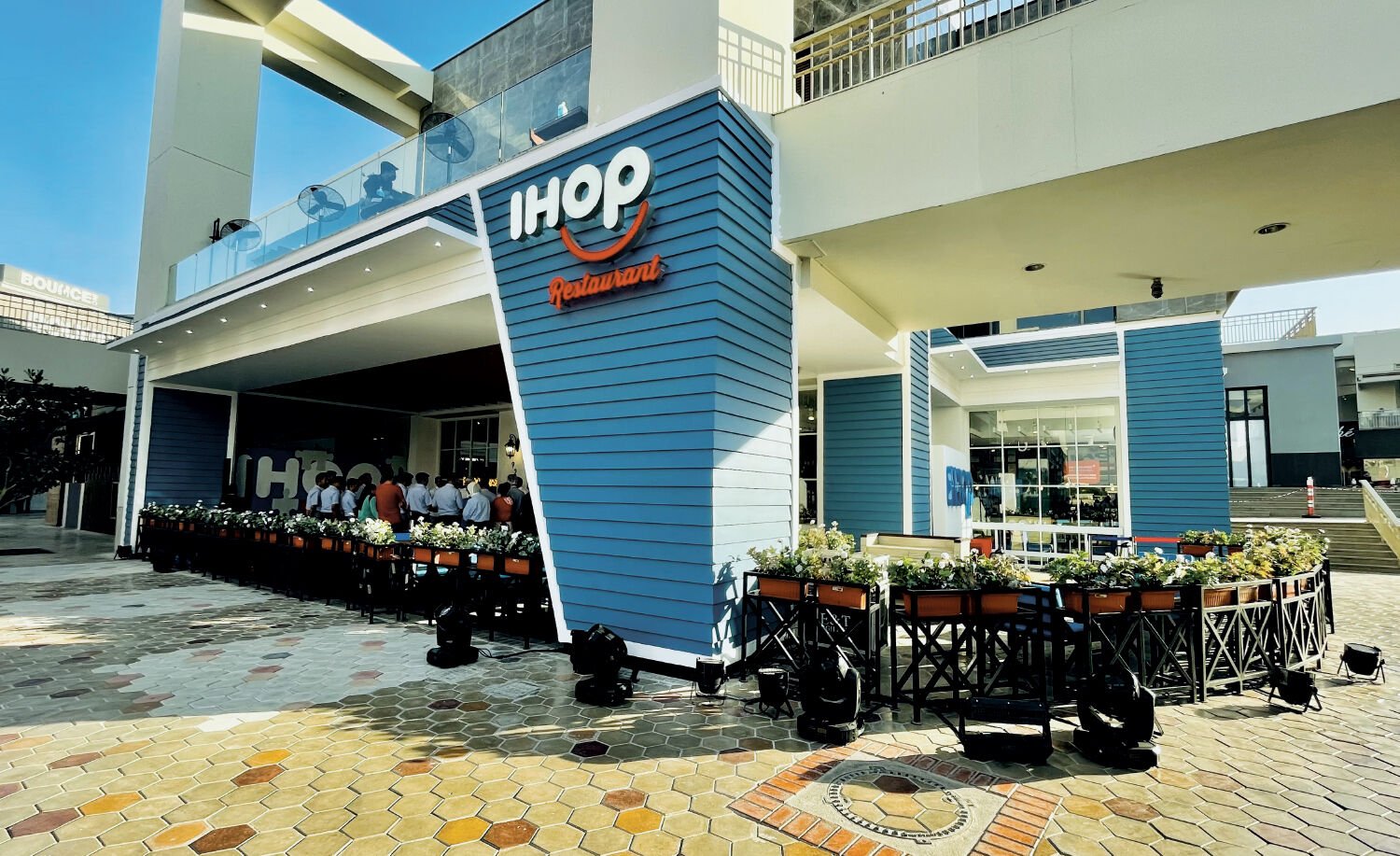 Former Applebee s Franchisee Expects IHOP to Attract Breakfast