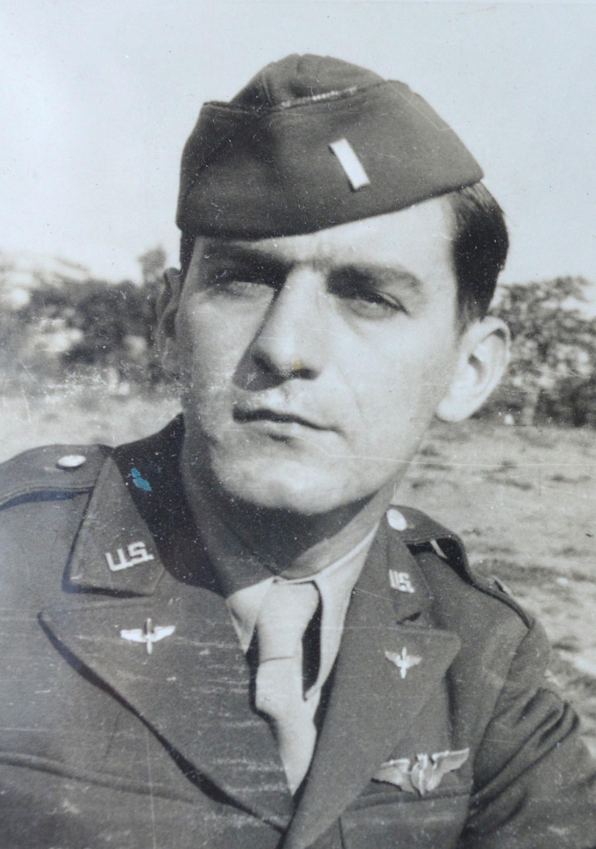 John Roman got bird’s eye view of atomic bomb destruction Ww2 Vets