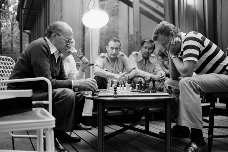 Begin_Brzezinski_Camp_David_Chess.jpg