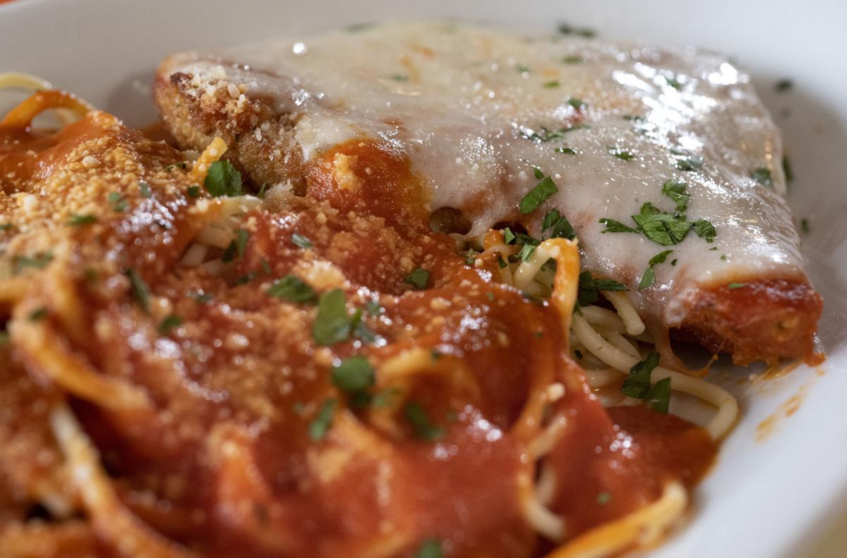 In Review Frederick S Pizza Blitz Is An Old School Pizzeria Serving Up More Than Good Pie Restaurants Fredericknewspost Com