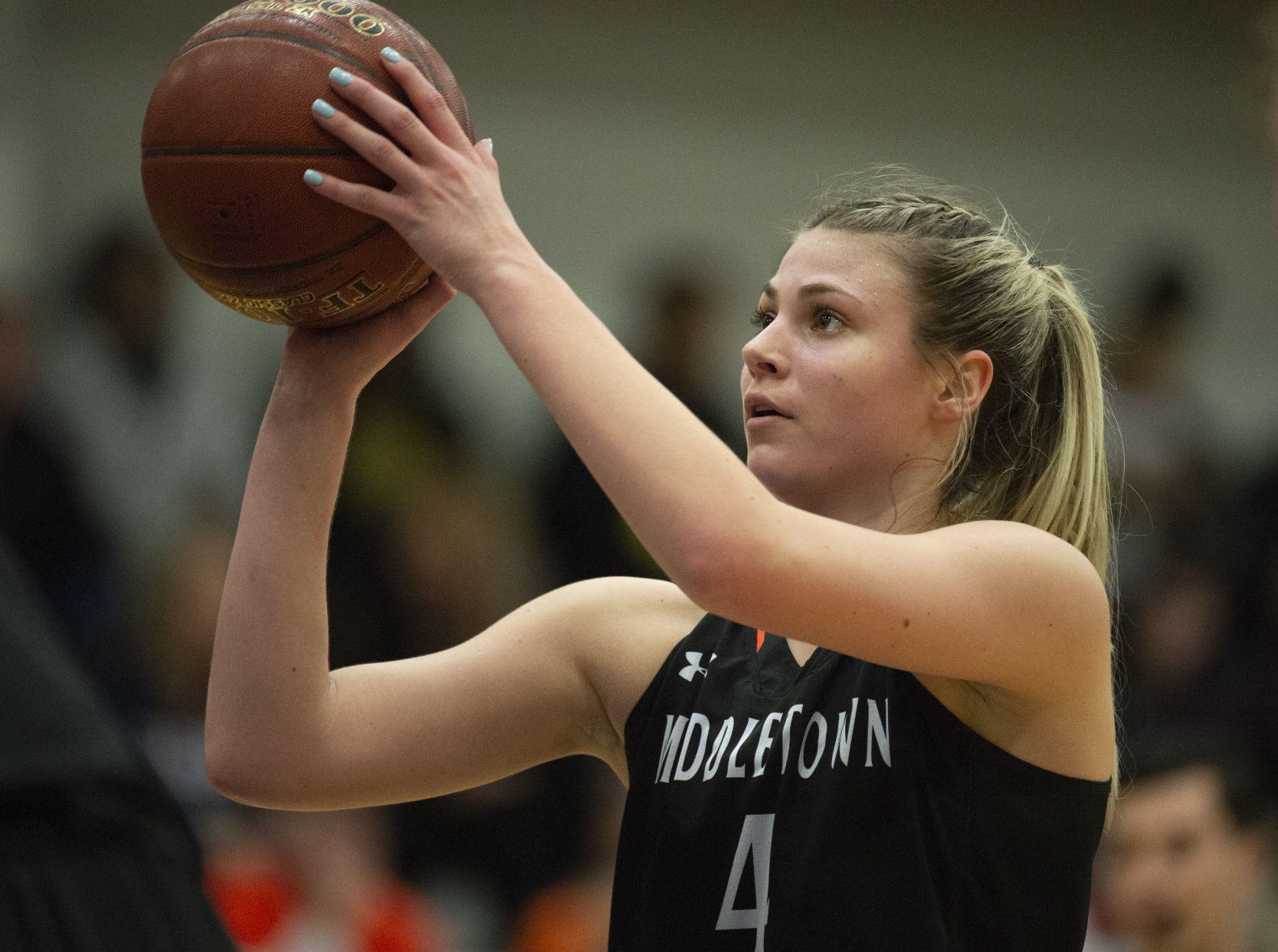 Saylor Poffenbarger, Middletown's UConn-bound star, calmly handles