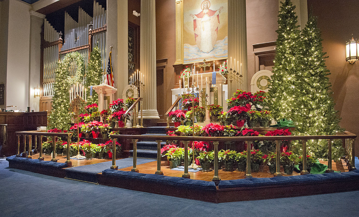Tips and Tricks for Creating Awesome Christmas Stage Designs - Church  Production Magazine