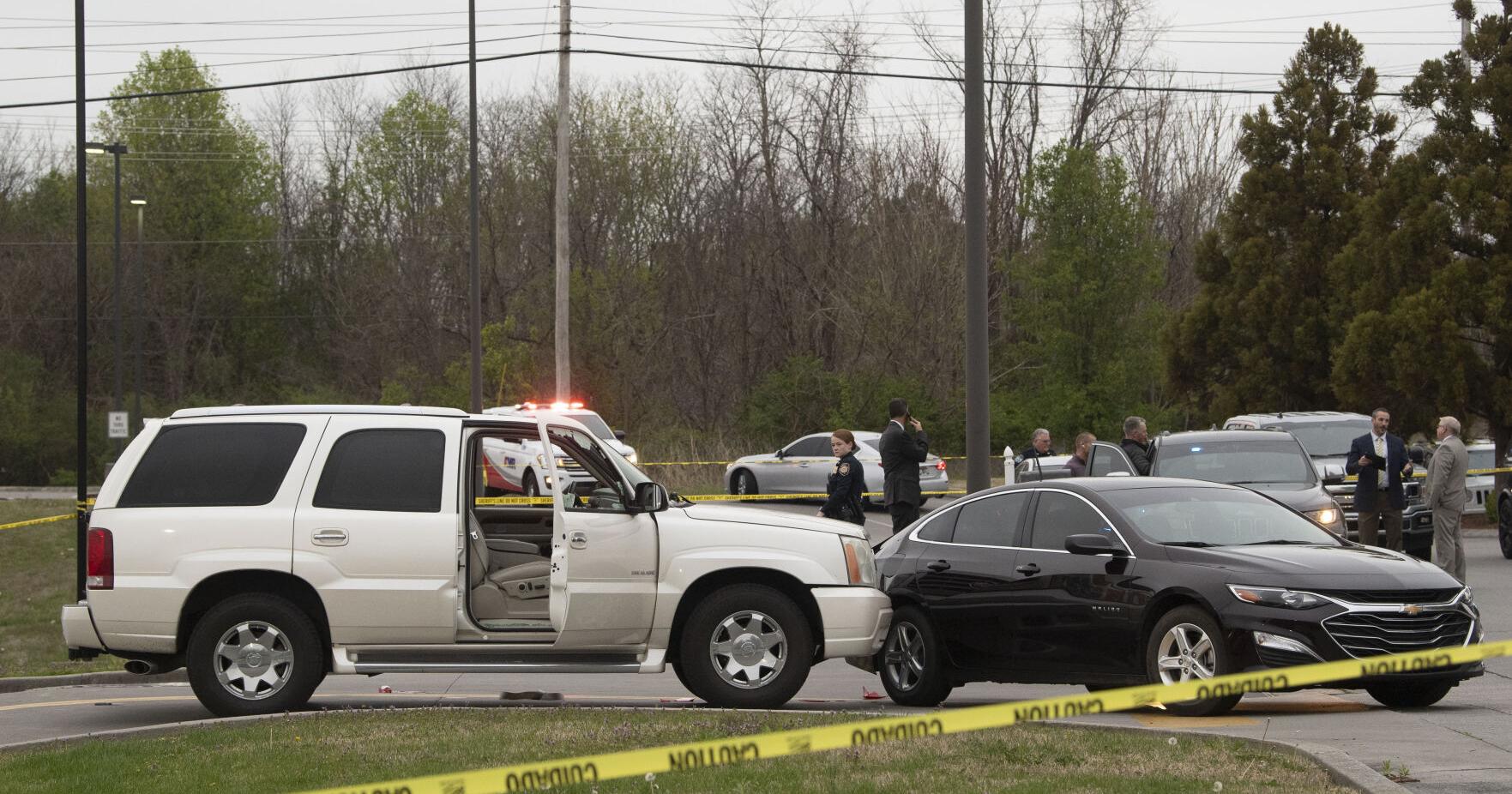 Prosecutors in Tennessee are reviewing FBI file on Roy McGrath's death | Ap - Vimarsana News