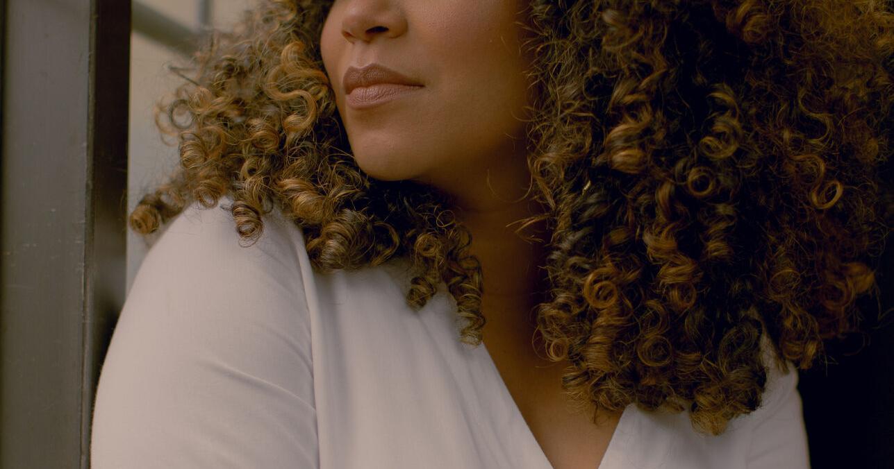 Elizabeth Acevedo explores female familial relationships in 'Family Lore' | Arts & entertainment - Vimarsana News