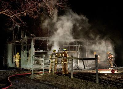 Fire Destroys Horse Barn Near Urbana Fires Fredericknewspost Com