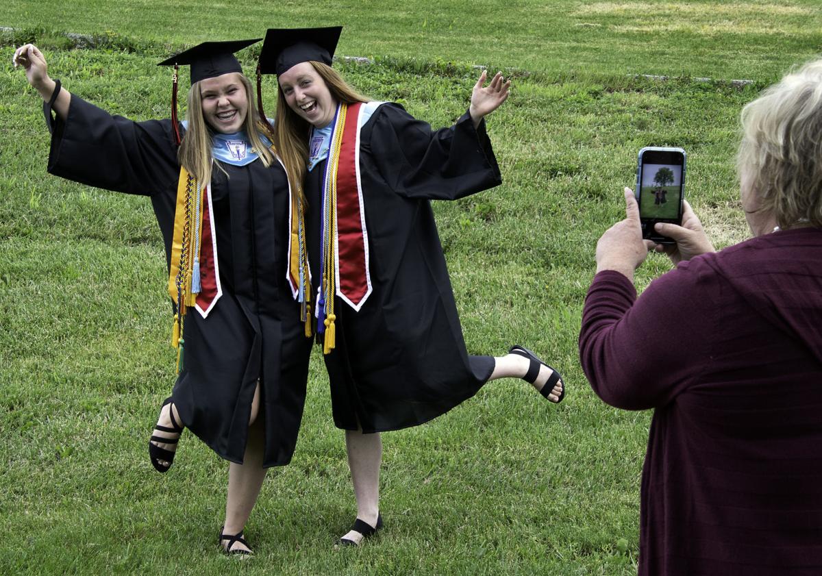 LHS 2021 graduation