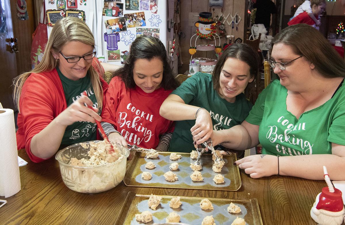 Thurmont family bakes 500 dozen cookies for family, friends and more | Food | fredericknewspost.com