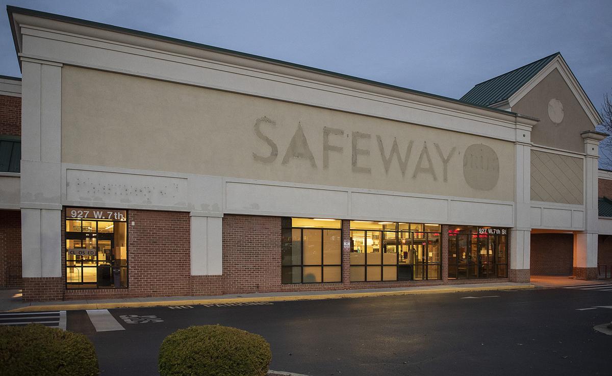 Common Market Putting All Its Efforts Into Second At Old Old Safeway