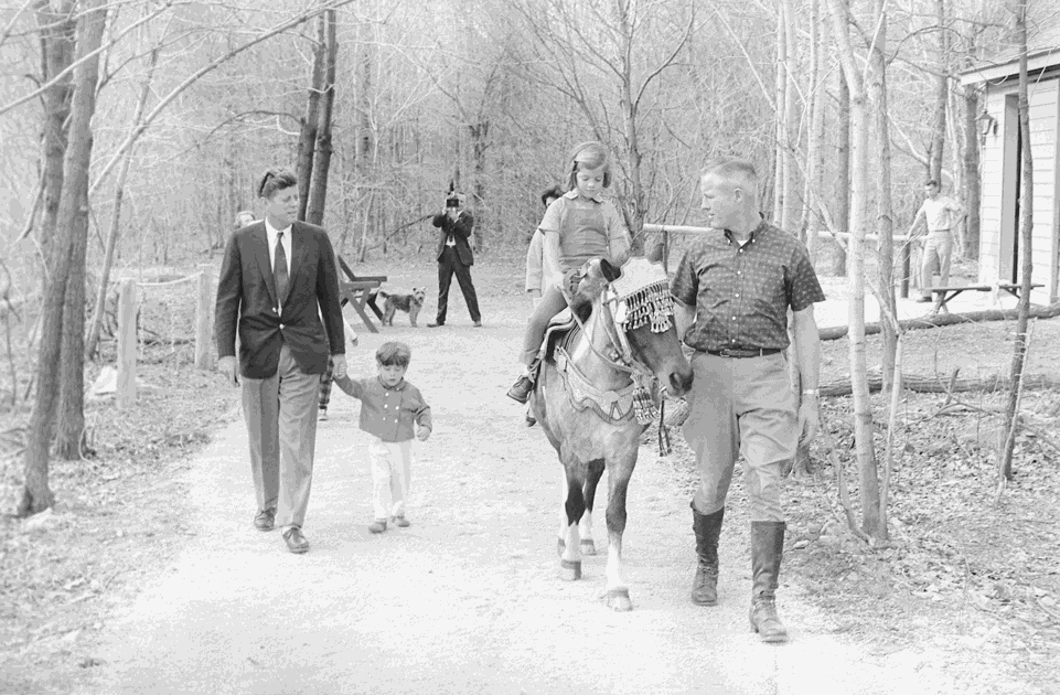 Inside Camp David Delivers On Detail About Presidential Retreat Arts Entertainment Fredericknewspost Com