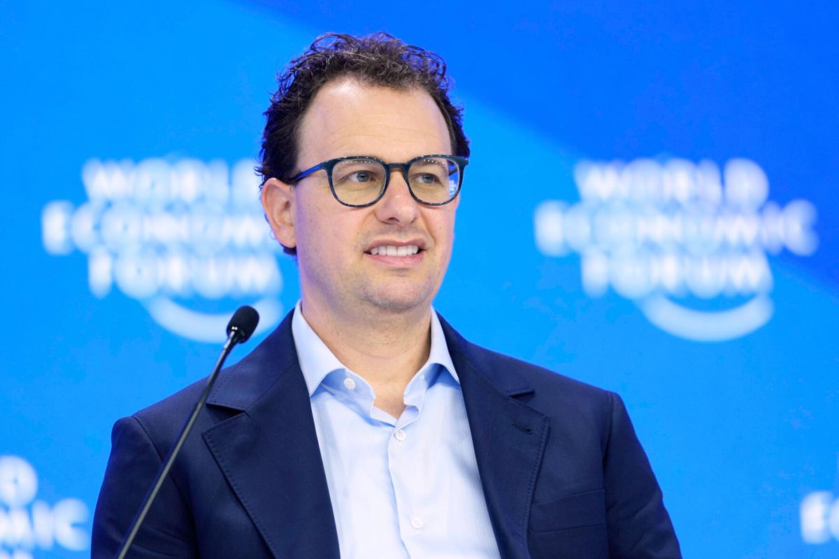Artificial intelligence giant Anthropic files papers to sell shares to the public for the first time