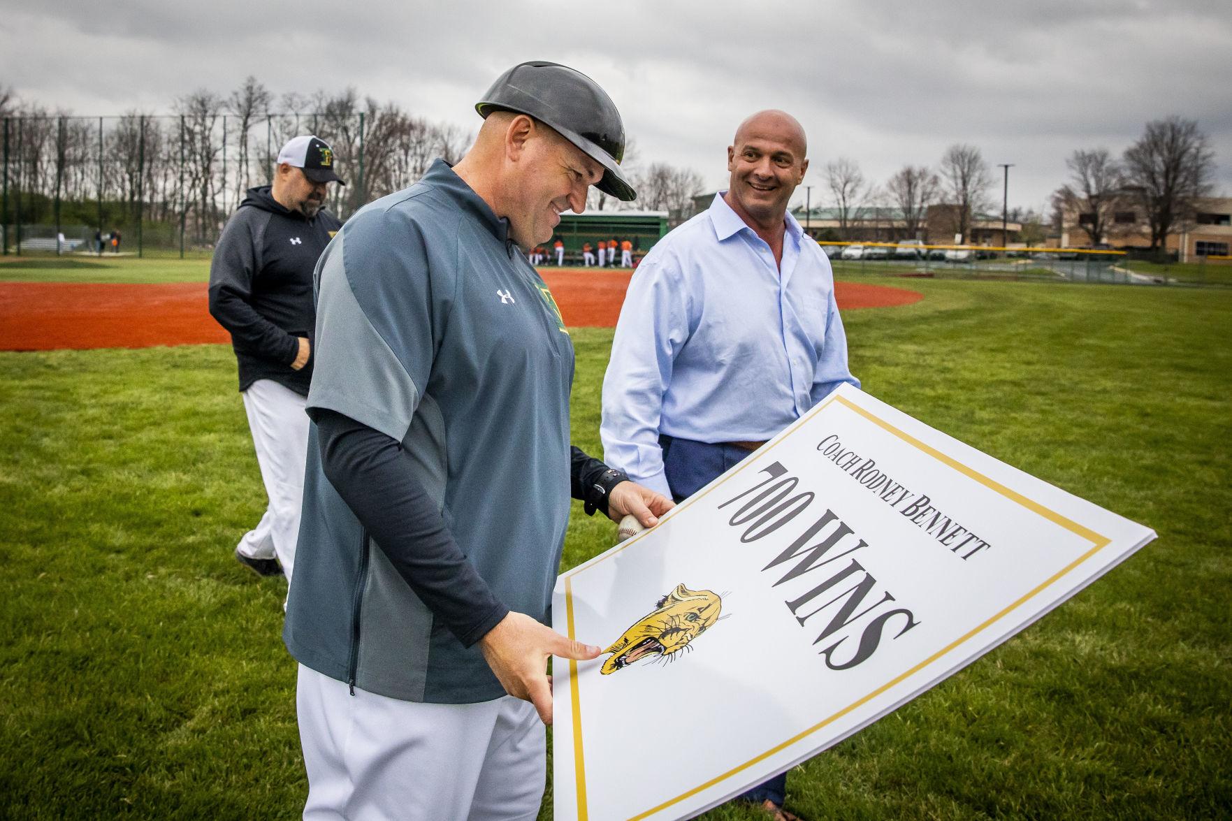 Middletown cheering on hometown hero during World Series