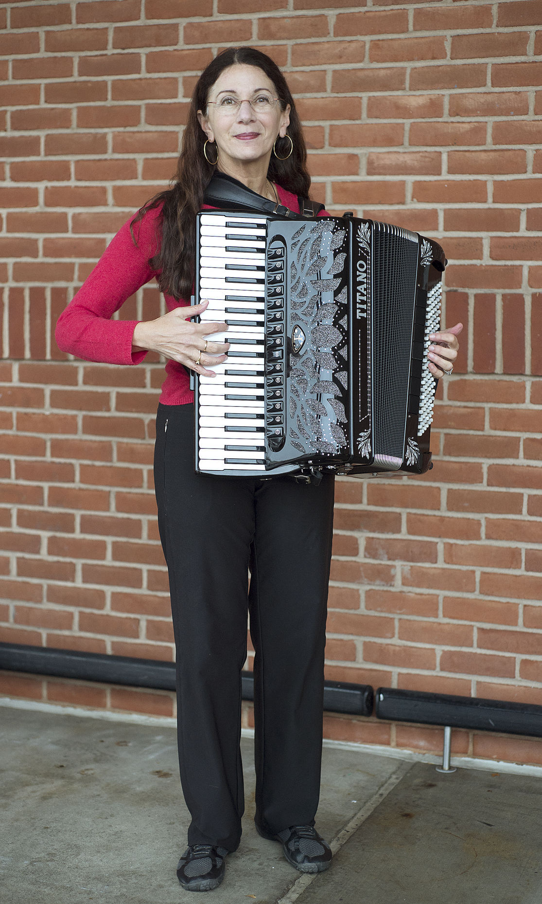 Keeping accordion music alive Arts & entertainment