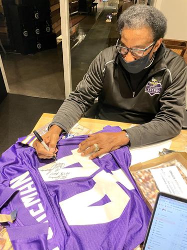 Pro Football Journal: The 1969 Vikings and Their Three Purple Jerseys