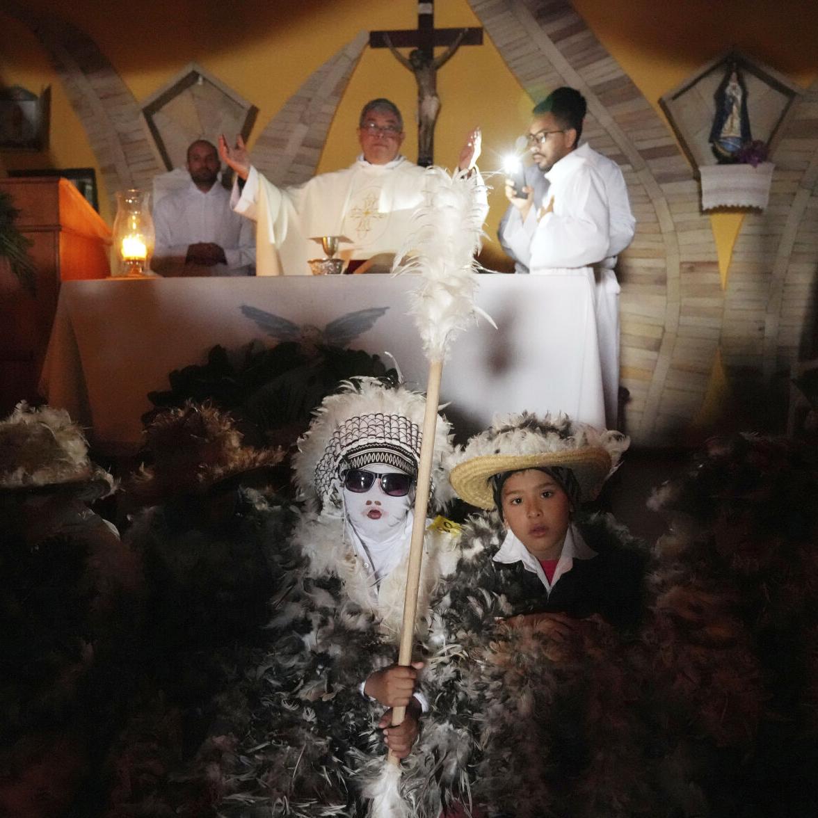 Despite rainy weather, Catholics in a Paraguayan town dress as birds to  honor their patron saint | Lifestyle | fredericknewspost.com