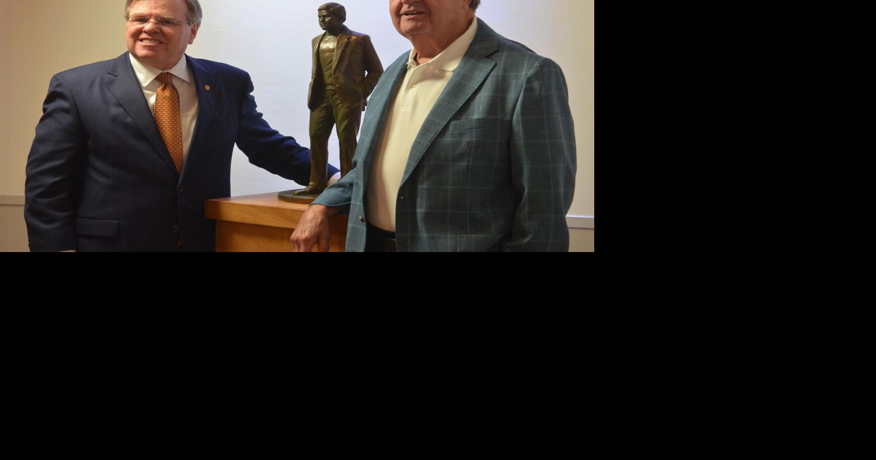 Former Mayor Ron Young celebrated at launch party for proposed statue ...