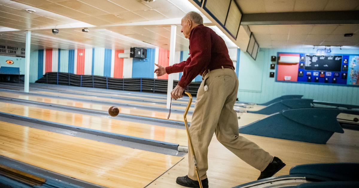 Langjähriger Einwohner von Frederick County feiert 95. Geburtstag im Walkersville Bowling Center – Frederick News Post
