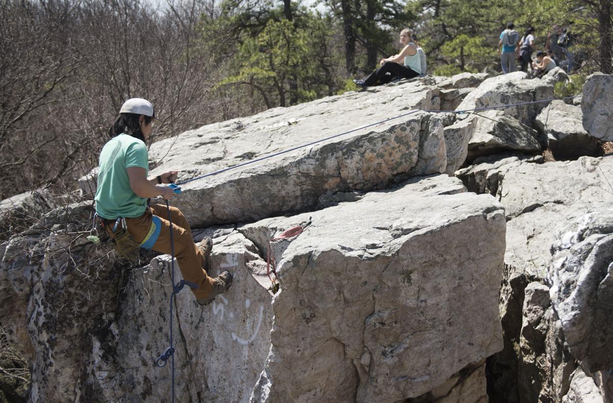 Group Climbs To New Heights To Clear Graffiti At Catoctin Mountain Park Environment Fredericknewspost Com