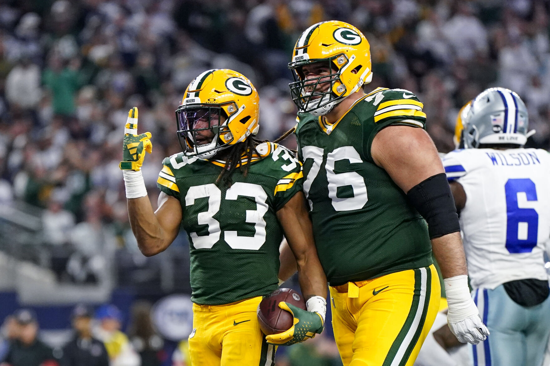 Jordan Love and the Packers pull a wild-card stunner, beating Dak Prescott  and the Cowboys 48-32