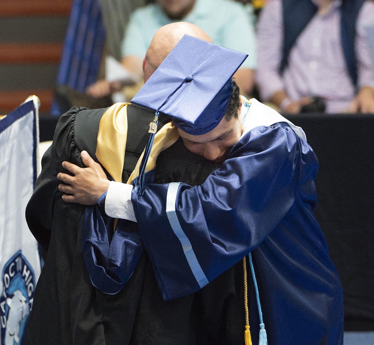 Catoctin High Graduates Look To The Future Graduation Fredericknewspost Com