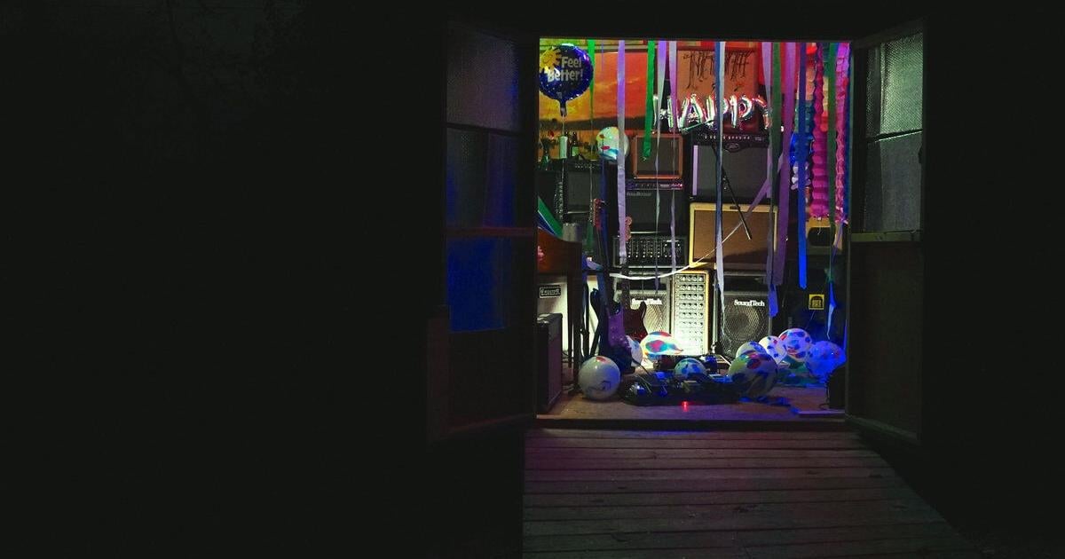 IN ROTATION IN ROTATION: deepsleepfires — ‘Feel Better'