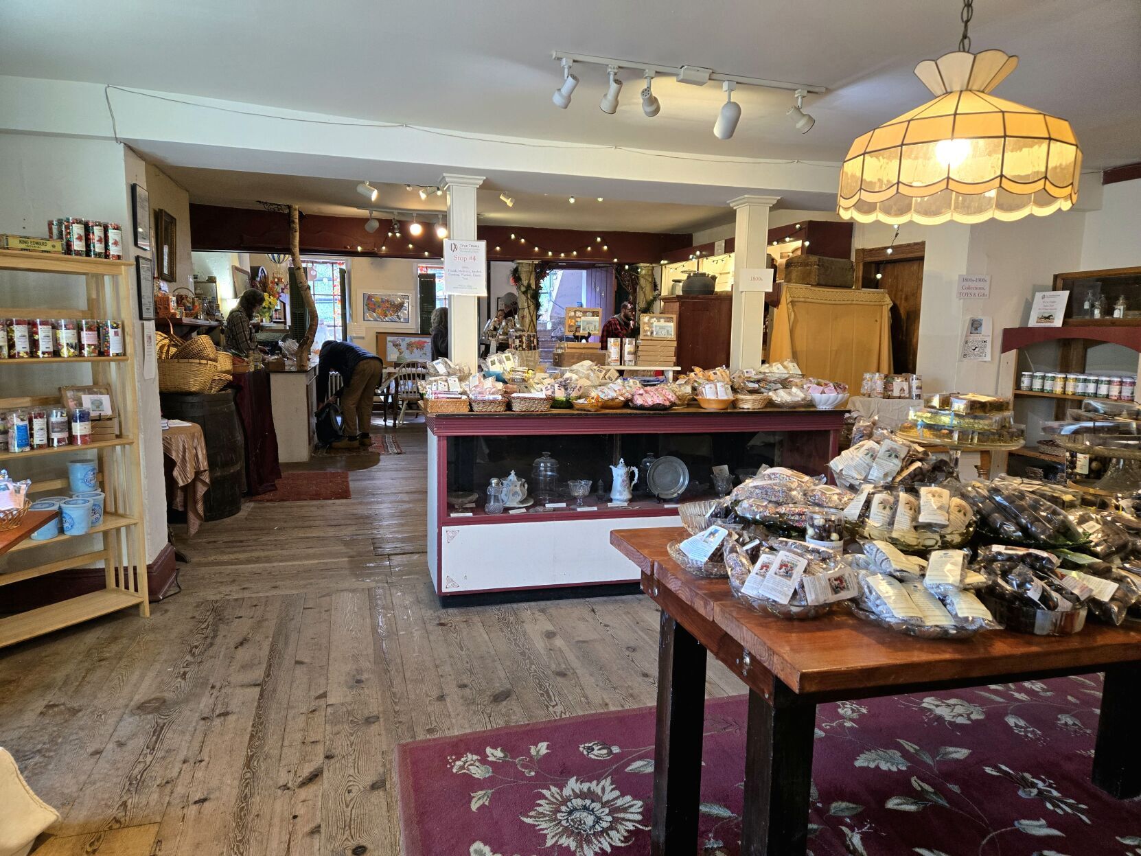 Sweet Journey Through History at Harpers Ferry’s Unique Candy Store