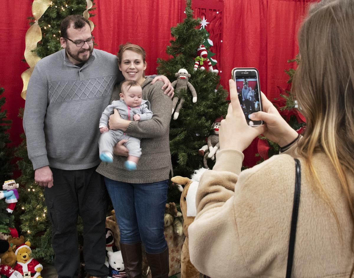 Frederick Christmas Craft Show 2022 Maryland Christmas Show Transforms Frederick Fairgrounds Into North Pole |  Retail | Fredericknewspost.com