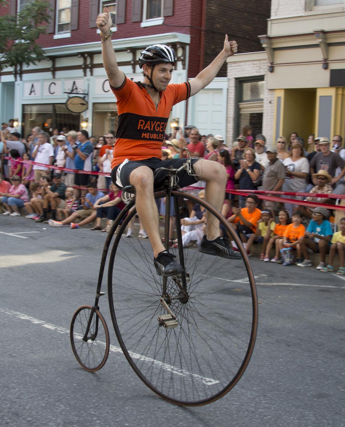 sy High Wheel Bike Race 30.jpg