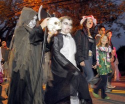 Middletown Halloween Parade [slide show] | Archive | fredericknewspost.com