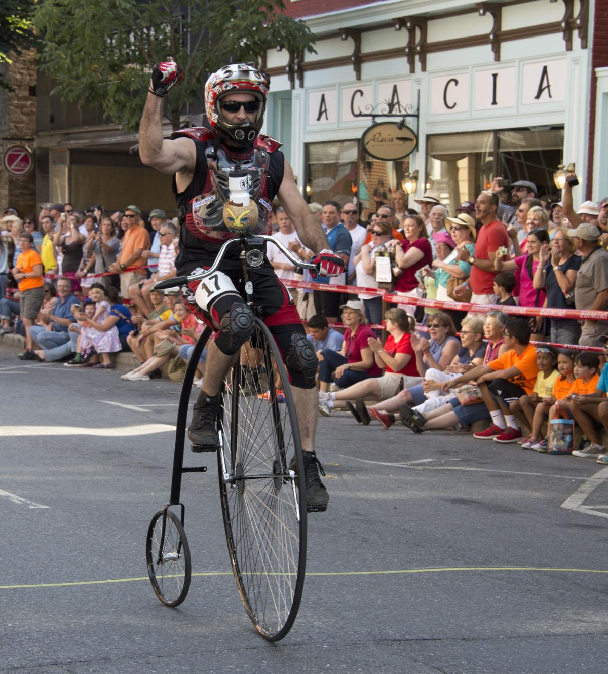 sy High Wheel Bike Race 28.jpg