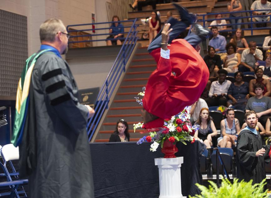 Gov Thomas Johnson Graduates Bask In Bright Future At 2019 Graduation Graduation Fredericknewspost Com