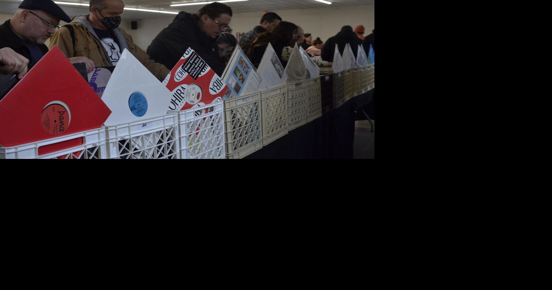 Like for vinyl provides hundreds to report present at Frederick Fairgrounds | Music
