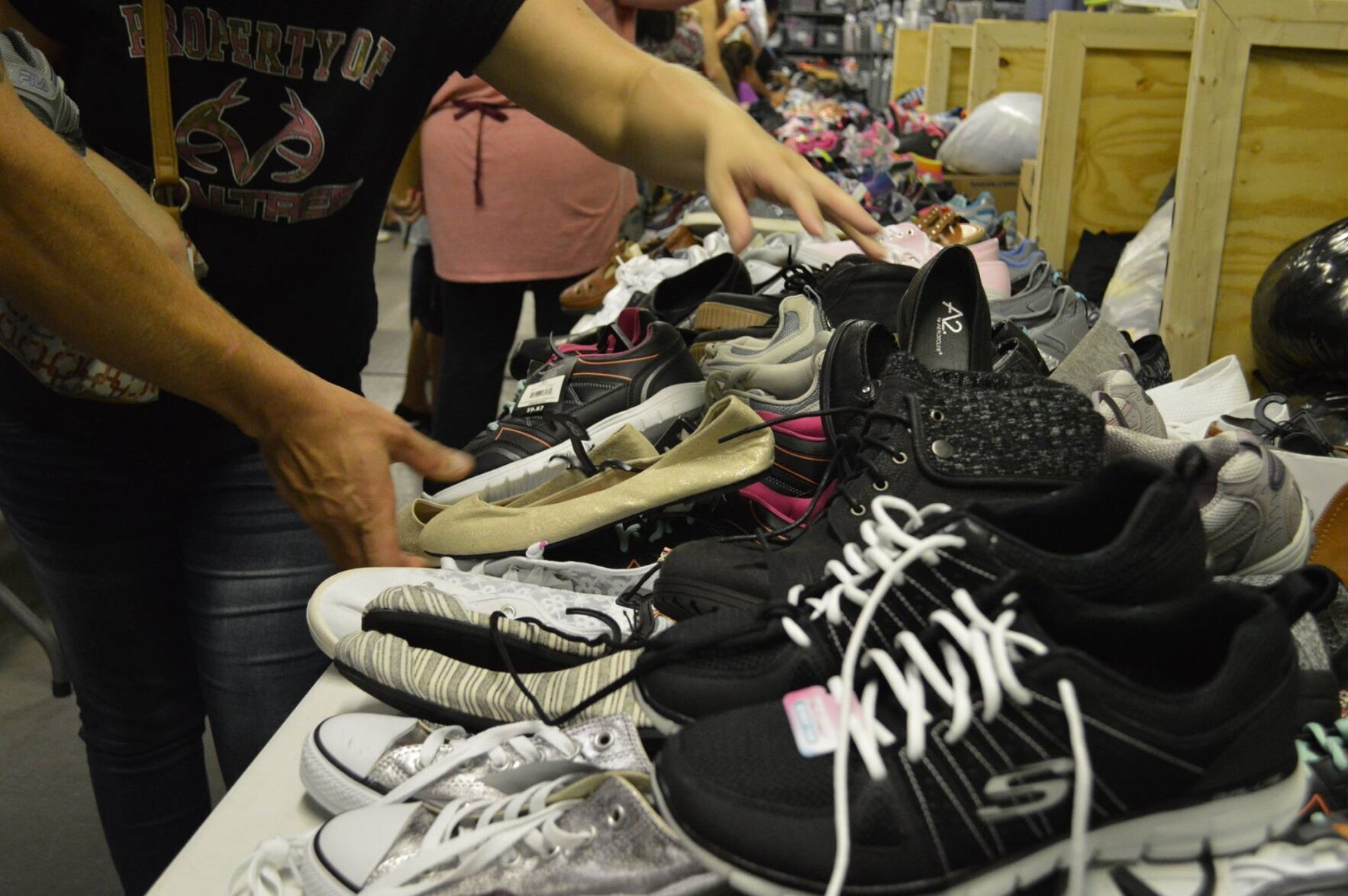 Used shoes wholesale hot sale near me