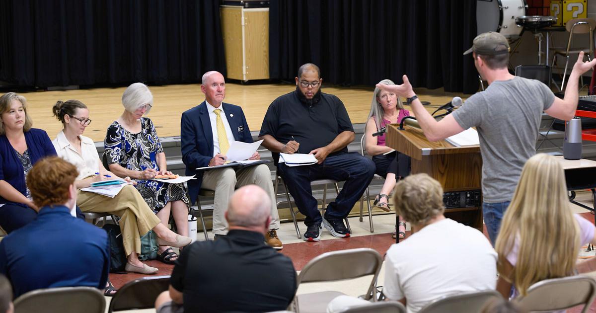 Public expressed frustration to Board of Education about data centers near Carroll Manor