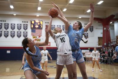 Oakdale girls grind until very end of state semifinal loss to South