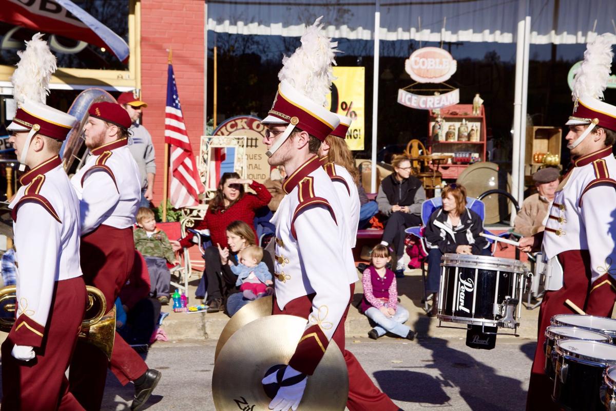 Brunswick Christmas Parade 2022 Brunswick recognizes Veterans Day with historic parade Military
