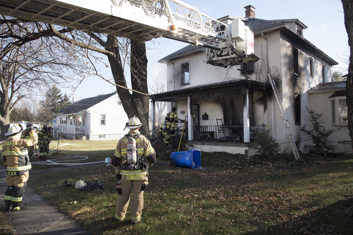 Bystanders help two people escape Thurmont fire Public