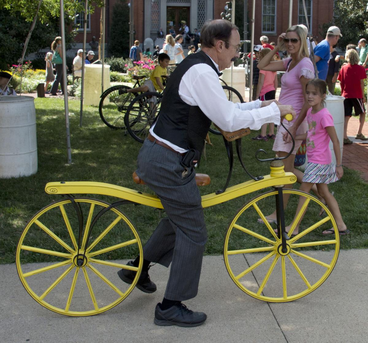 sy High Wheel Bike Race 14 wRK.jpg