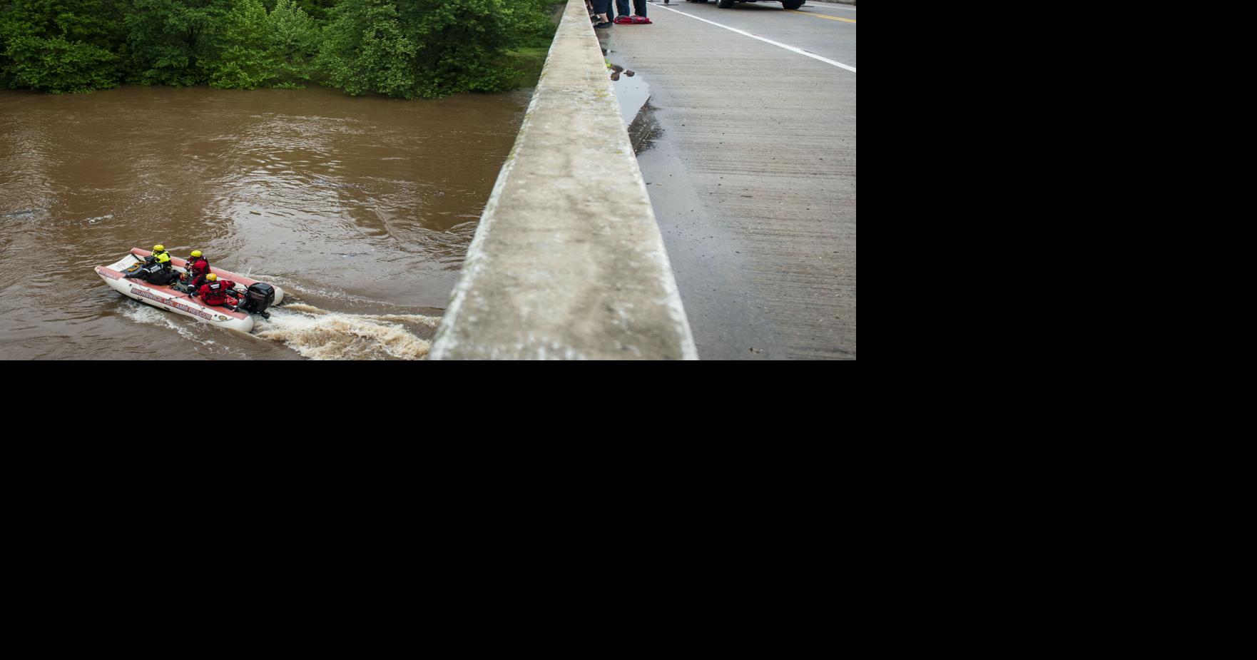 Search for missing kayaker continued on second day