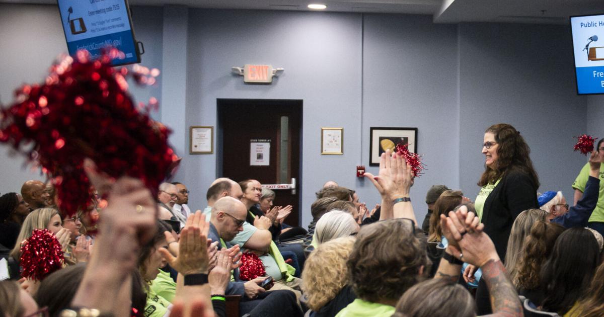 School board ratifies union contract; teachers 'demoralized' by 2% raise