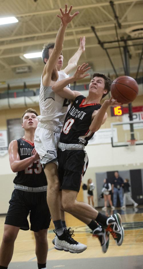 Oakdale S Kelly Back To Being Himself In Win Over Middletown