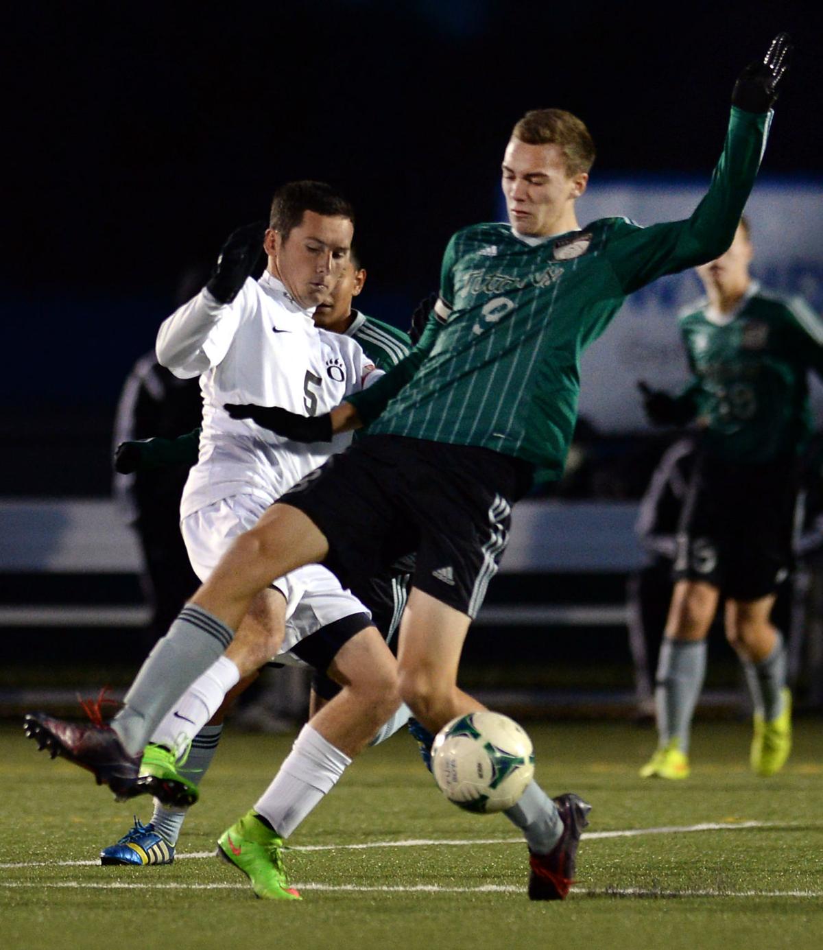 sy OHS v THS soccer 2 wJF.jpg