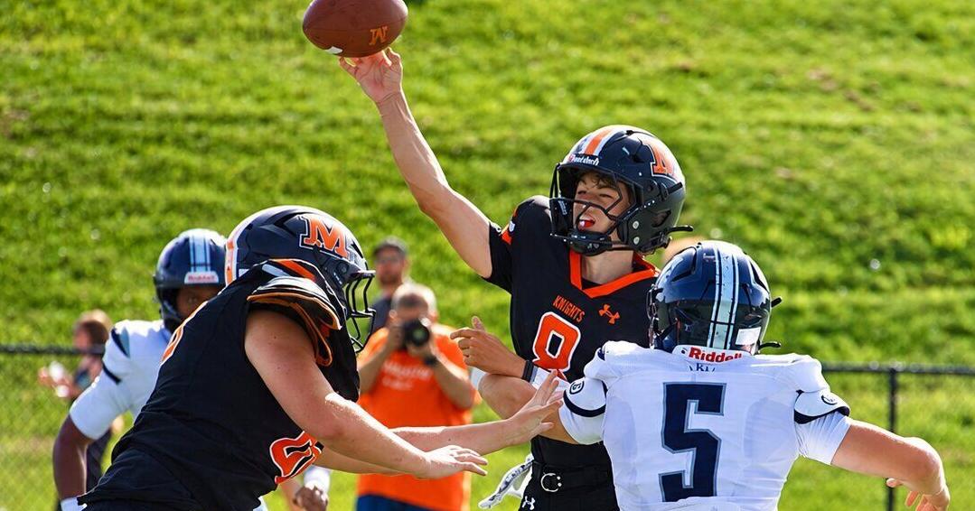 No worry with fill-in QB Murray as Middletown football rolls past Kent Island