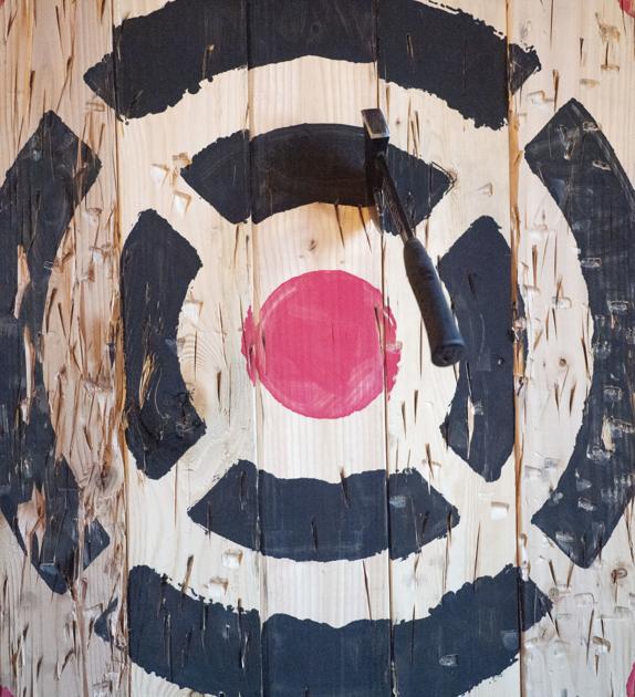 Stumpy S Hatchet House Bullseye Fredericknewspost Com